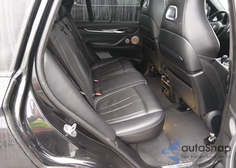 2016 BMW X5 M z USA, uszkodzony, nr VIN 5YMKT6C50G0R79028